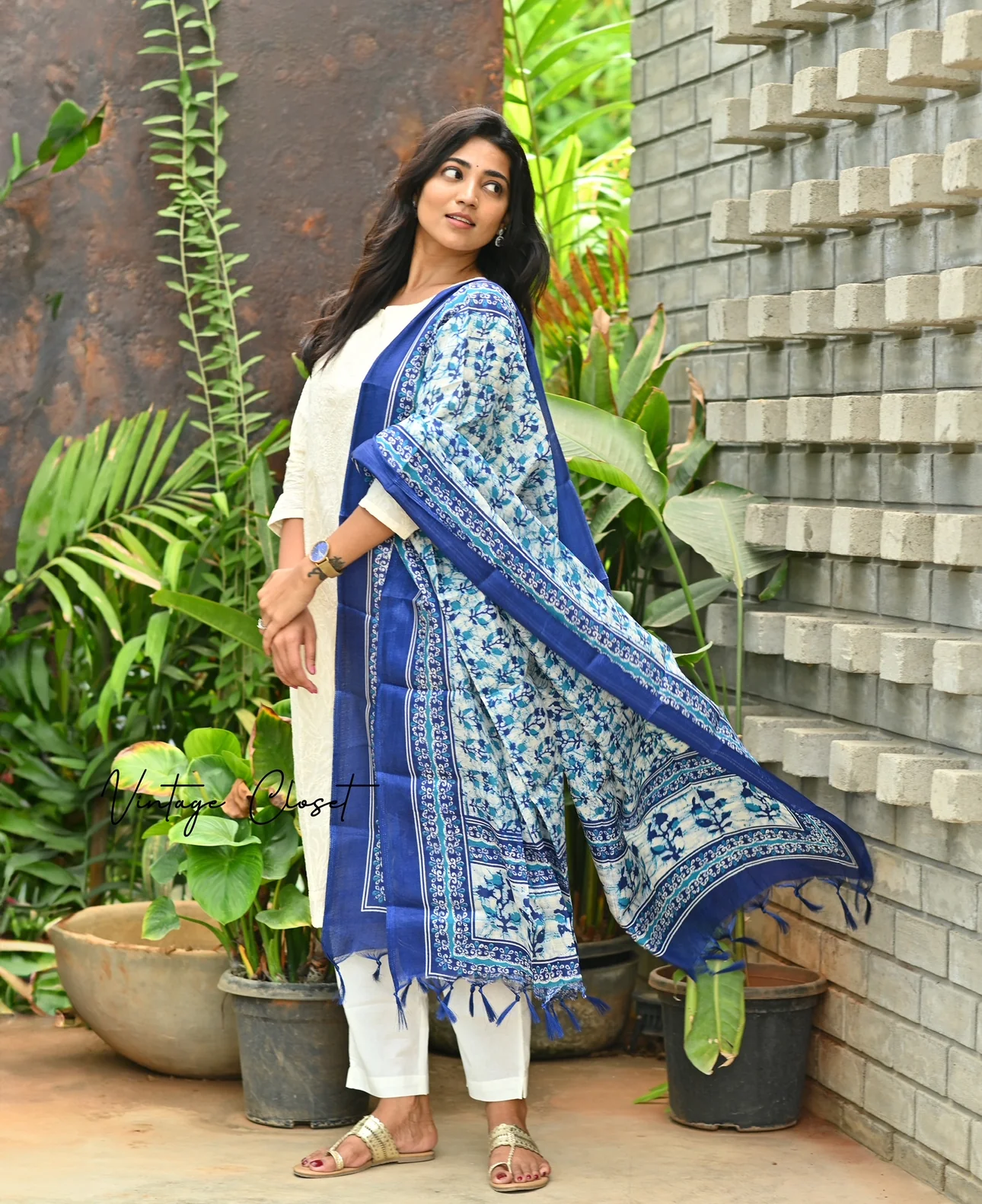 Oorvashi - Image 7